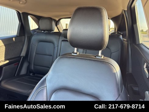 Used 2020 Ford Escape SEL image 32