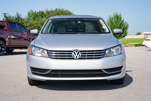 Used 2013 Volkswagen Passat TDI SE image 9