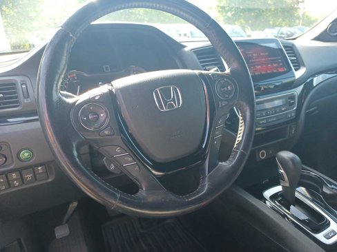 Used 2018 Honda Ridgeline Black Edition image 9