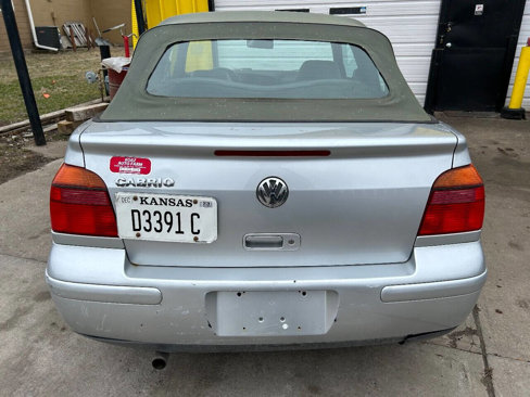 Used 2002 Volkswagen Cabrio GLX image 7