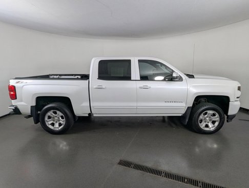 Used 2017 Chevrolet Silverado 1500 LT w/ All Star Edition image 9