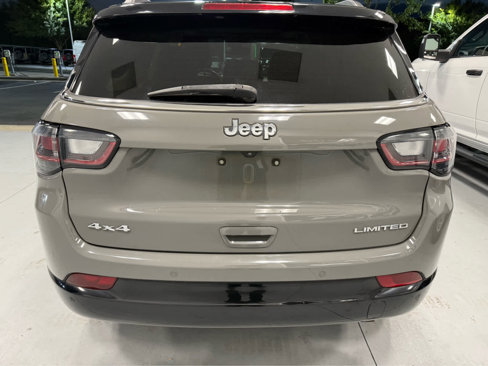Certified 2022 Jeep Compass Limited w/ Elite Group image 8