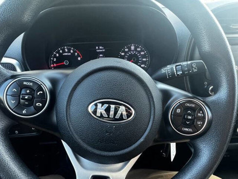Used 2020 Kia Soul S image 19