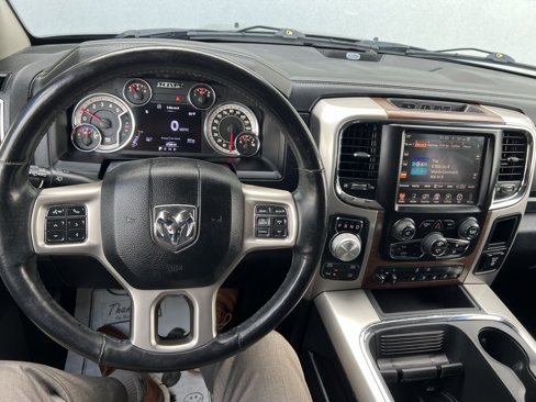 Used 2016 RAM 1500 Laramie w/ Convenience Group image 33