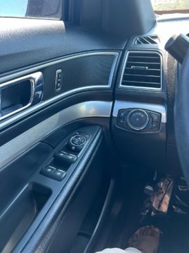 Used 2017 Ford Explorer XLT image 13