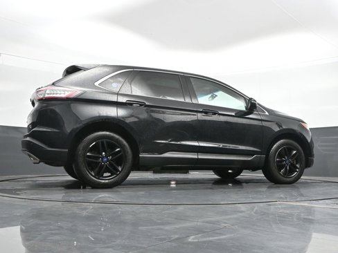 Used 2017 Ford Edge SEL w/ Equipment Group 201A image 39