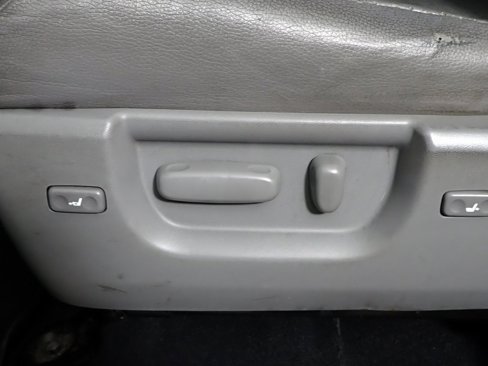 Used 2012 Toyota Tundra Limited image 17