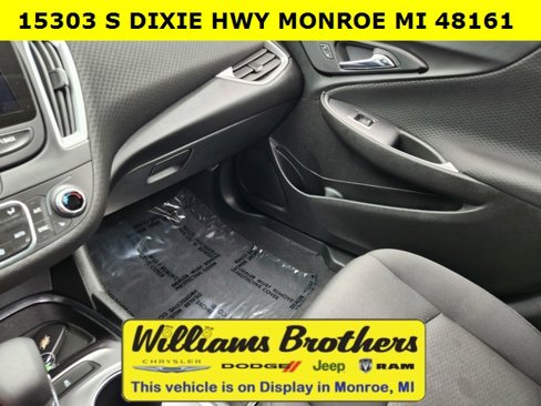 Used 2023 Chevrolet Malibu LT image 11