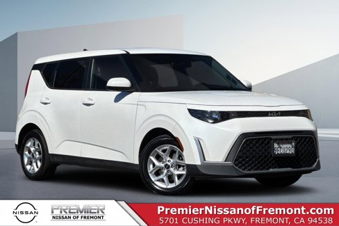 Used 2023 Kia Soul LX w/ LX Technology Package image 1