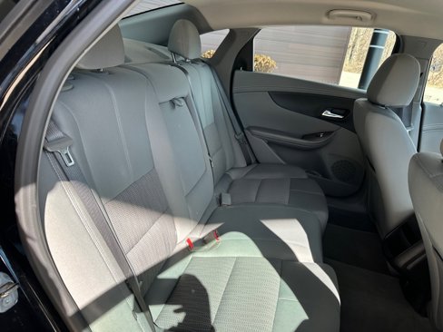 Used 2017 Chevrolet Impala LS image 14