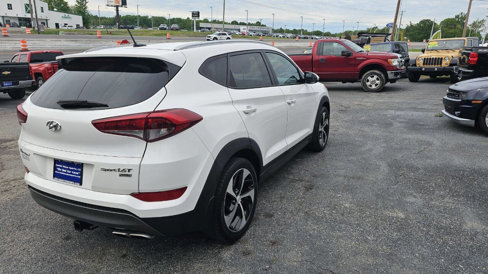 Used 2016 Hyundai Tucson Sport image 4