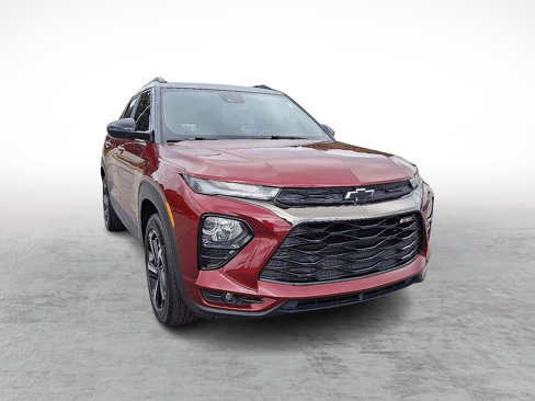 Used 2022 Chevrolet TrailBlazer RS w/ Sun and Liftgate Package image 2