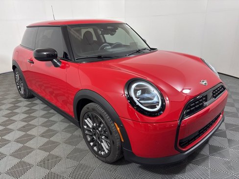 New 2025 MINI Cooper 2-Door Hardtop image 3
