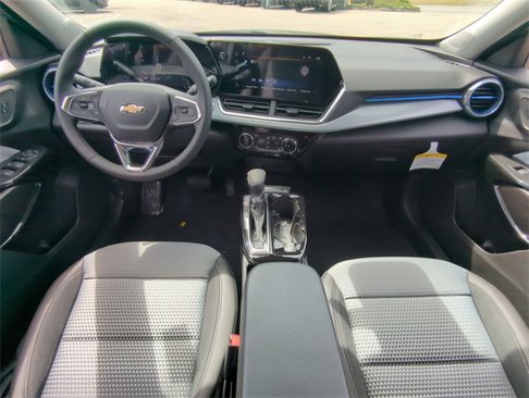 New 2025 Chevrolet Trax LT w/ Driver Confidence Package image 19
