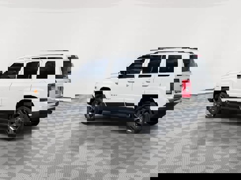 Used 2017 Jeep Patriot Sport w/ Power Value Group image 6
