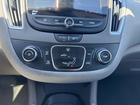Used 2020 Chevrolet Malibu LS image 10