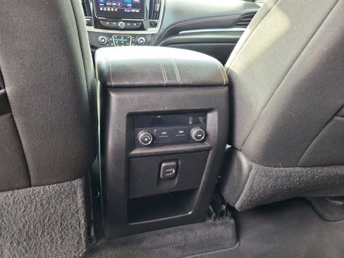 Used 2020 Chevrolet Traverse LT image 20