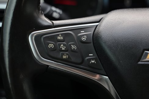 Used 2018 Chevrolet Equinox Premier image 16