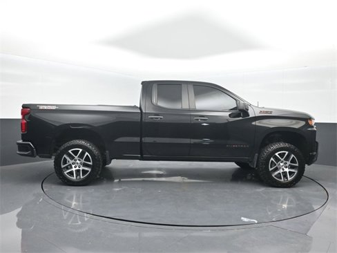 Used 2019 Chevrolet Silverado 1500 Custom Trail Boss w/ Custom Convenience Package image 8