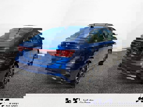 Used 2024 Kia Forte LXS w/ LXS Technology Package image 5