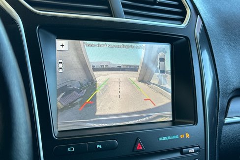 Used 2019 Ford Explorer Limited w/ Class III Trailer Tow Package image 27