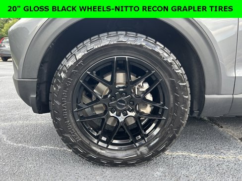 Used 2022 Ford Explorer Timberline image 2