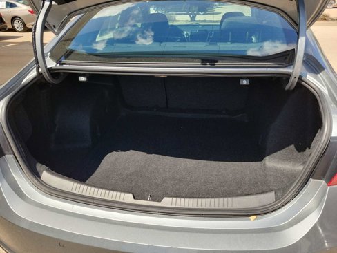Used 2024 Chevrolet Malibu LT image 19