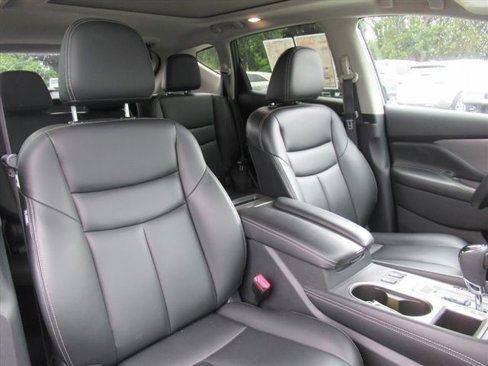 Used 2021 Nissan Murano SV w/ SV Special Edition Package image 9