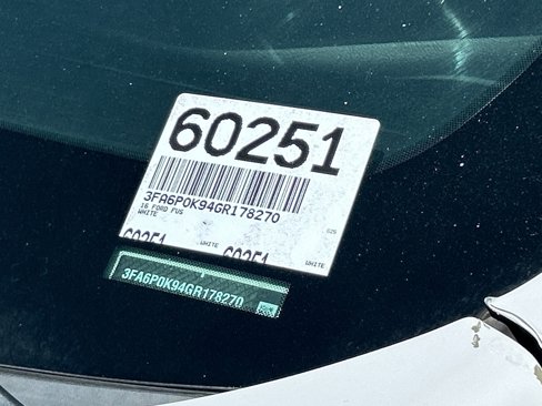 Used 2016 Ford Fusion Titanium image 22