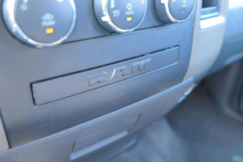 Used 2012 RAM 2500 ST w/ Chrome Appearance Group image 23