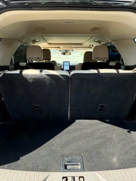 Used 2021 Ford Explorer Platinum w/ Equipment Group 601A image 17