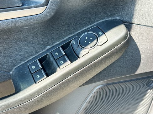 Certified 2022 Ford Escape SE image 17
