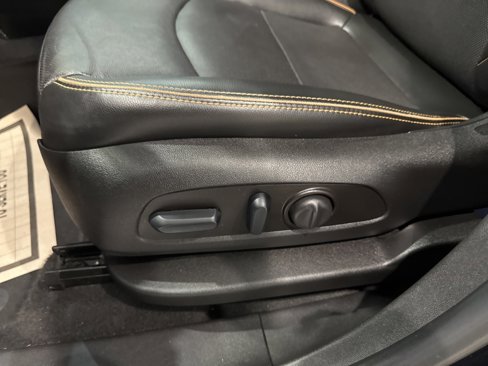 Certified 2023 GMC Terrain AT4 image 26
