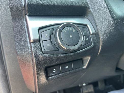 Certified 2018 Ford Explorer Sport image 26