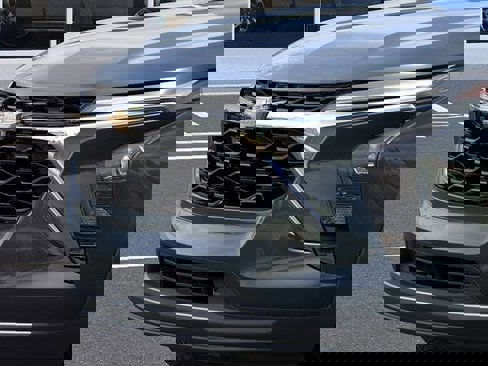 New 2025 Chevrolet Trax LT w/ Driver Confidence Package image 13
