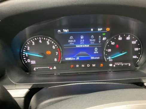 Used 2021 Ford Explorer XLT w/ Equipment Group 202A image 12