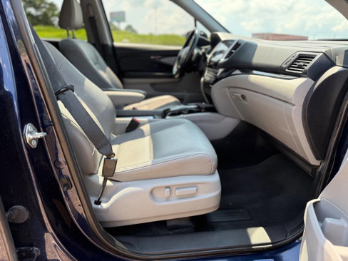 Used 2018 Honda Pilot Touring image 33
