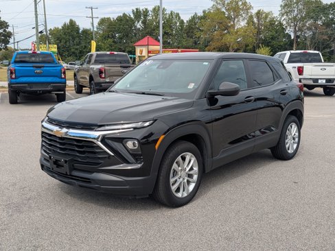 Used 2024 Chevrolet TrailBlazer LS w/ LS Convenience Package image 1
