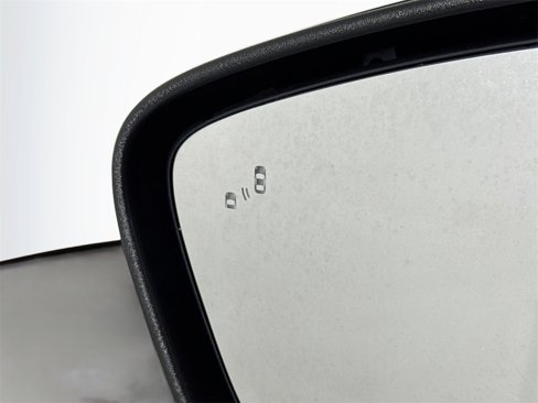 Used 2021 Ford Escape SE image 18