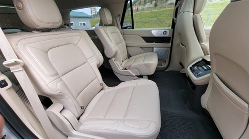 Used 2019 Lincoln Navigator Reserve image 46