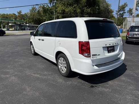 Used 2020 Dodge Grand Caravan SE w/ UConnect Hands-Free Group image 9