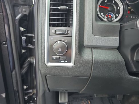 Used 2015 RAM 1500 Big Horn image 18