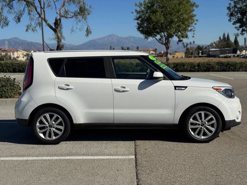 Used 2019 Kia Soul + image 21