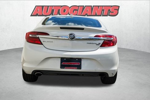 Used 2016 Buick Regal AWD image 9