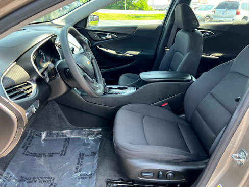 Used 2022 Chevrolet Malibu LT image 29