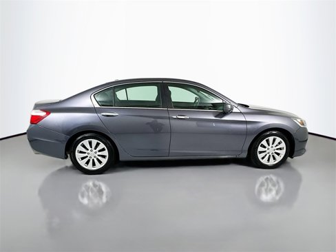Used 2015 Honda Accord EX-L image 9