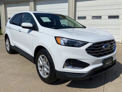 Used 2022 Ford Edge SEL image 1