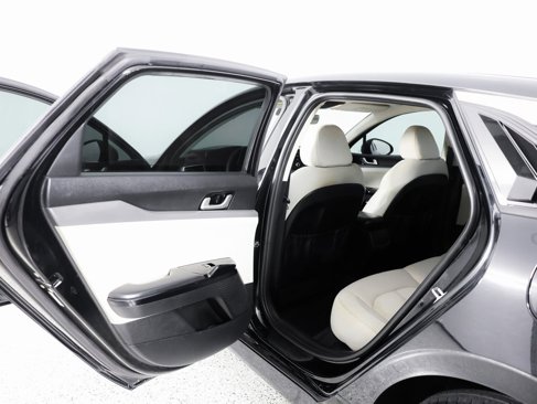 Used 2021 Kia K5 LXS image 15