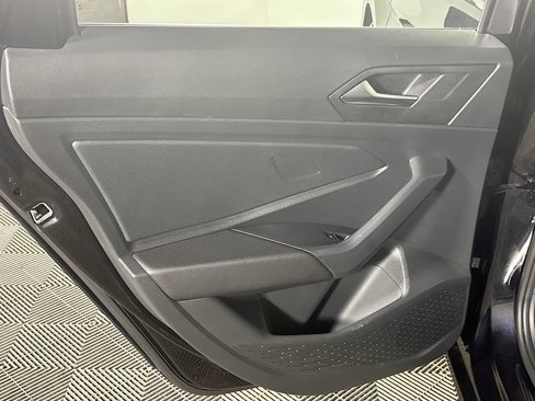 Certified 2024 Volkswagen Jetta Sport image 19