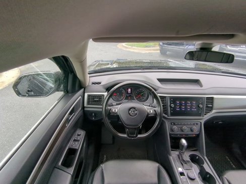 Used 2019 Volkswagen Atlas SE image 33